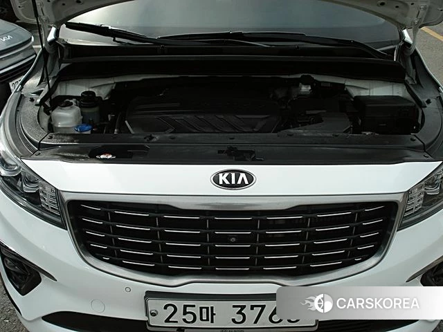 Kia The New Carnival id 3886079 из Кореи 16