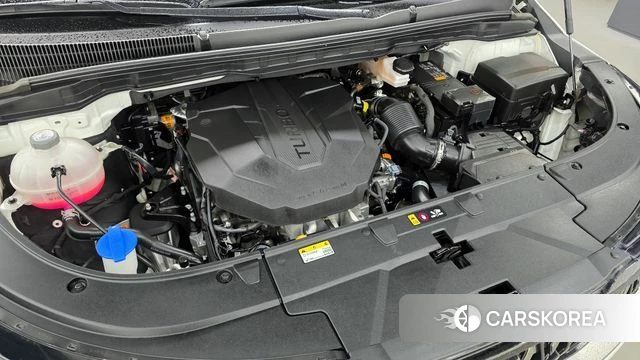 Kia The New Carnival 4th Generation id 3909551 из Кореи 16