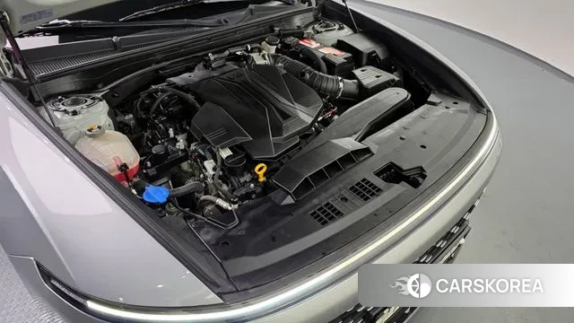 Hyundai Grandeur (GN7) id 3236951 из Кореи 16