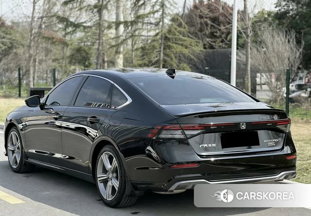 Honda Accord id 4261709 из Китая 17