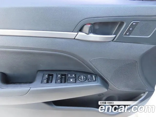 Hyundai Avante AD id 2937417 из Кореи 15