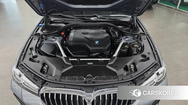 BMW 5 Series (G30) id 3953526 из Кореи 15