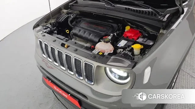 Jeep Renegade id 3546423 из Кореи 16