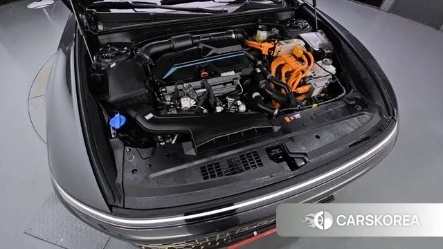 Hyundai Grandeur Hybrid (GN7) id 3180316 из Кореи 16