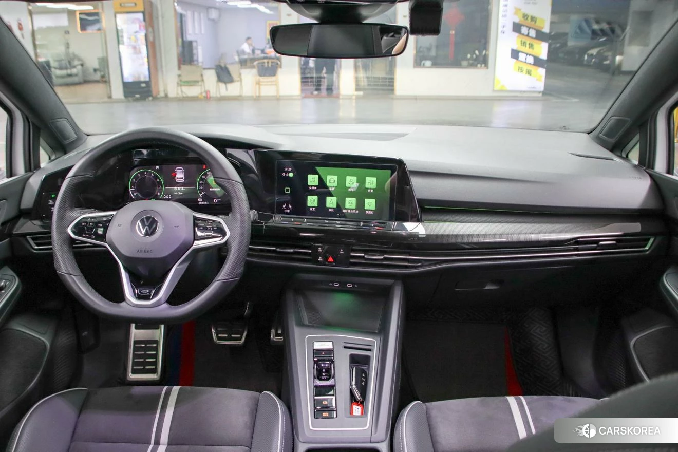 Volkswagen Golf id 4455204 из Китая 18