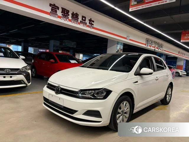 Volkswagen Polo 2022 Белый из Китая, фото 6