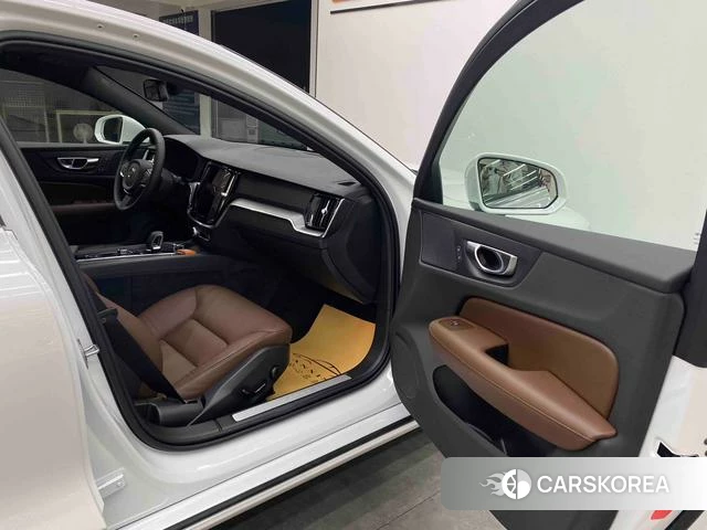 Volvo S60 id 4253555 из Китая 15