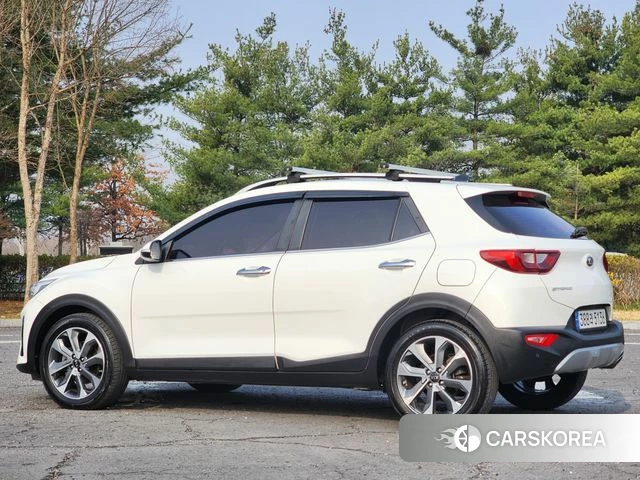 Kia Stonic id 3853791 из Кореи 16