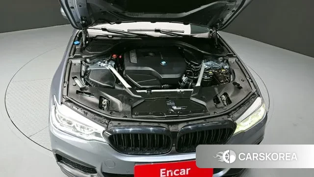 BMW 5 Series (G30) id 3066152 из Кореи 16