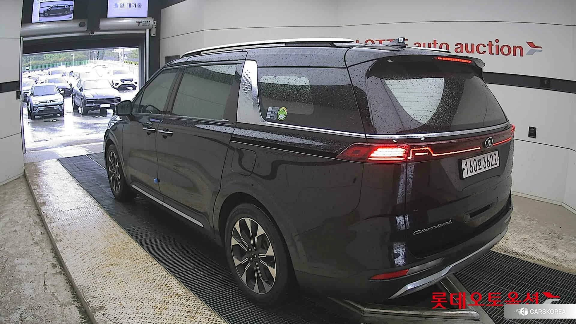 Kia Carnival id 4352411 из Кореи 34