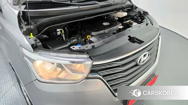 Hyundai The New Grand Starex id 3060113 из Кореи 16