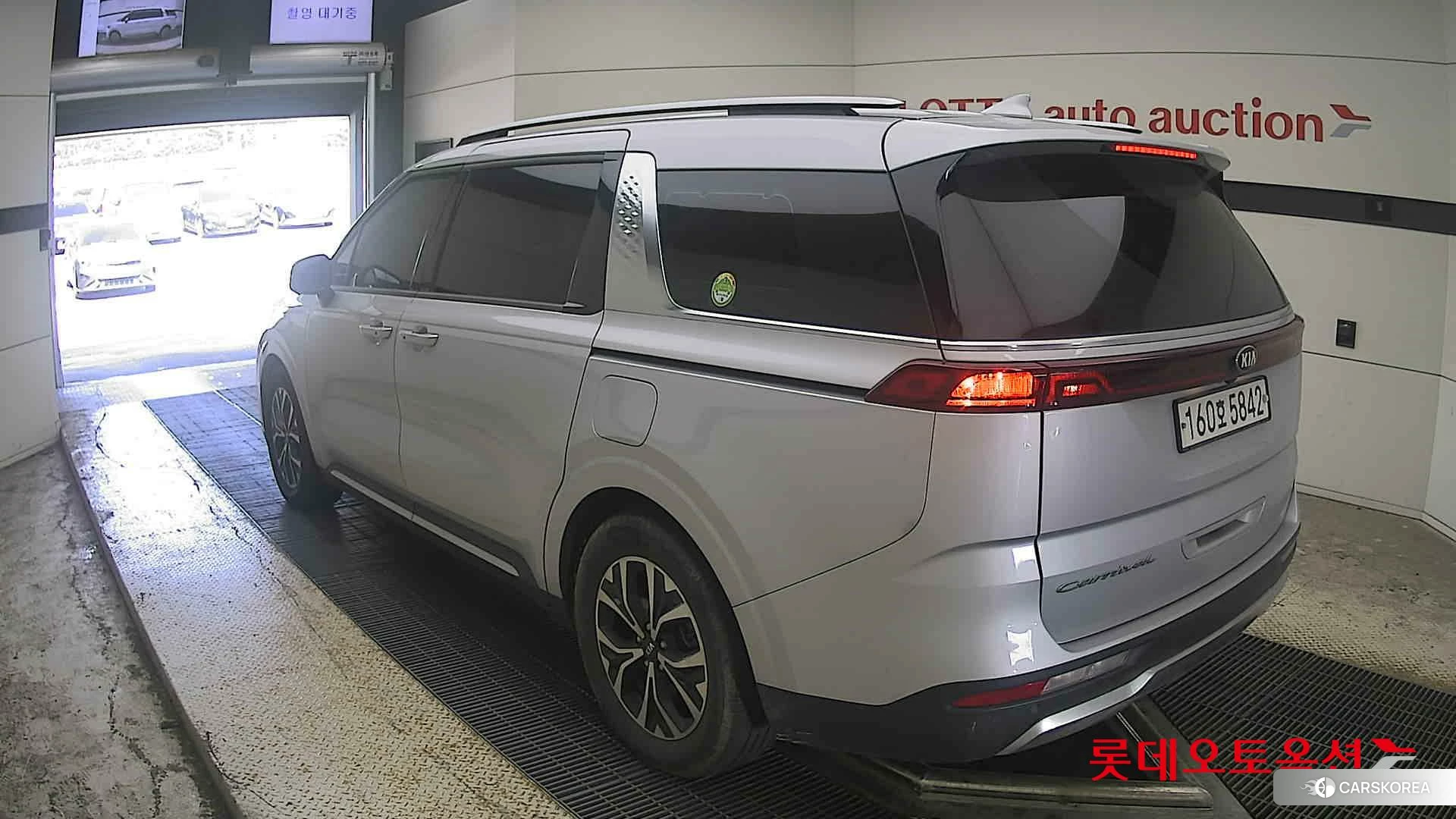 Kia Carnival id 4909317 из Кореи 33