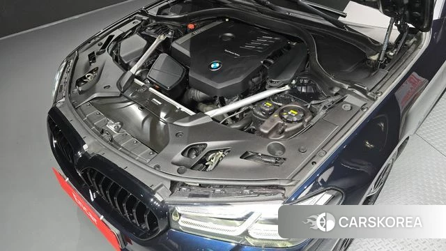 BMW 5 Series (G30) id 4632231 из Кореи 16