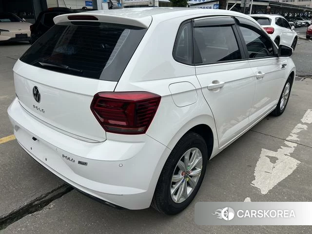 Volkswagen Polo 2022 Белый из Китая, фото 6