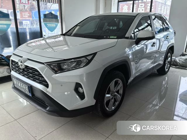 Toyota RAV4 Rongfang 2023 Белый из Китая, фото 6