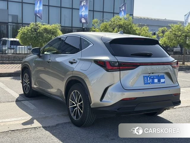 Lexus NX 2023 Шампань из Китая, фото 6
