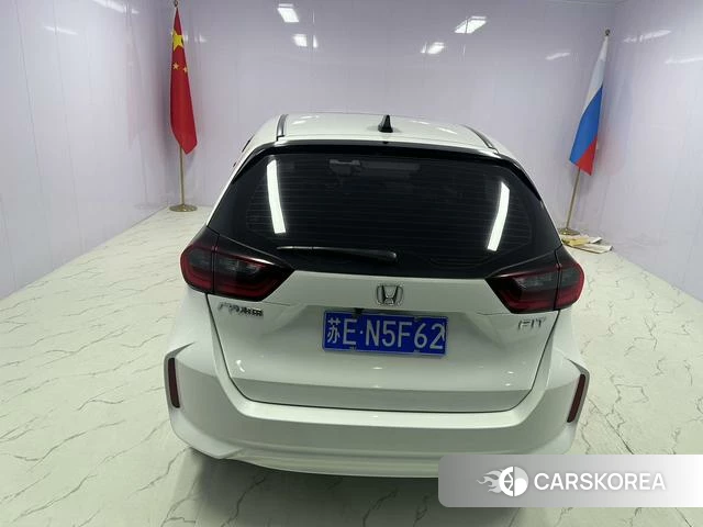 Honda Fit 2023 Белый из Китая, фото 6