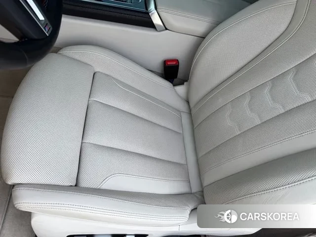 BMW 8 Series (G15) 2023 Серебряный из Кореи, фото 6