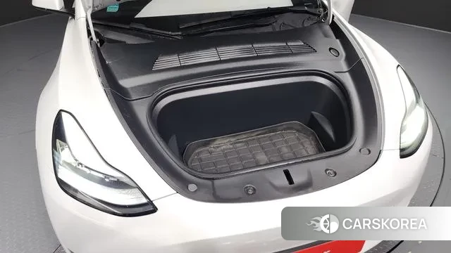 Tesla Model Y id 3472830 из Кореи 16