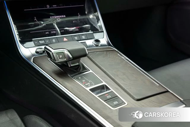 Audi A6L id 4291319 из Китая 22