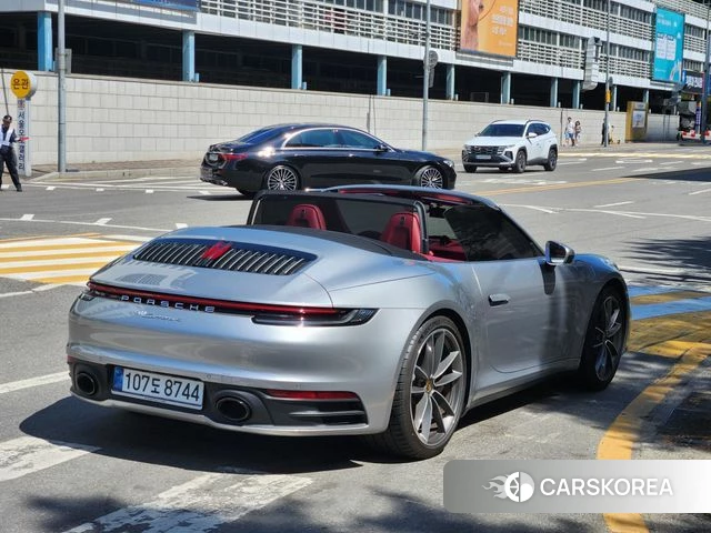 Porsche 911(992) id 4291944 из Кореи 15