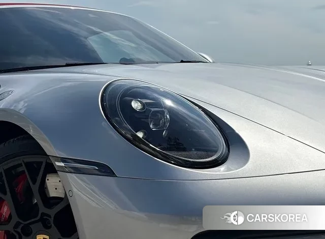 Porsche 911(992) id 3756907 из Кореи 16