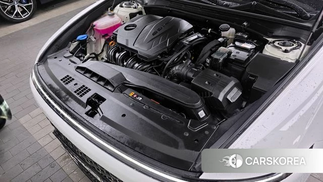 Hyundai Grandeur (GN7) id 3805391 из Кореи 16