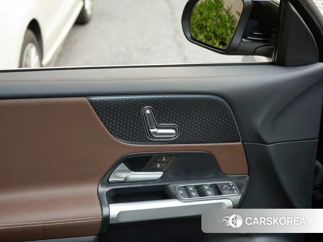 Mercedes-Benz GLB id 4275199 из Китая 15
