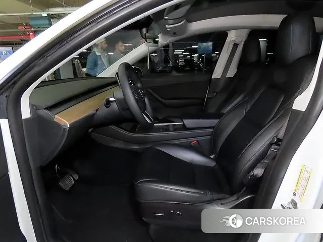 Tesla Model Y id 3473422 из Кореи 16