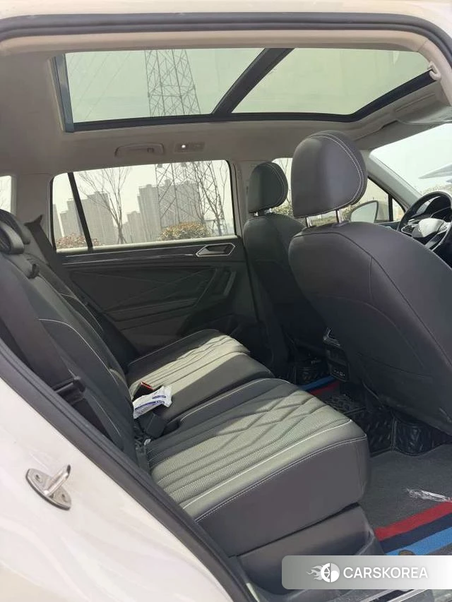 Volkswagen Tiguan L 2022 Белый из Китая, фото 6