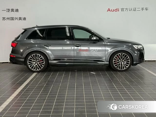 Audi SQ7 2024 Темно-серый из Китая, фото 6