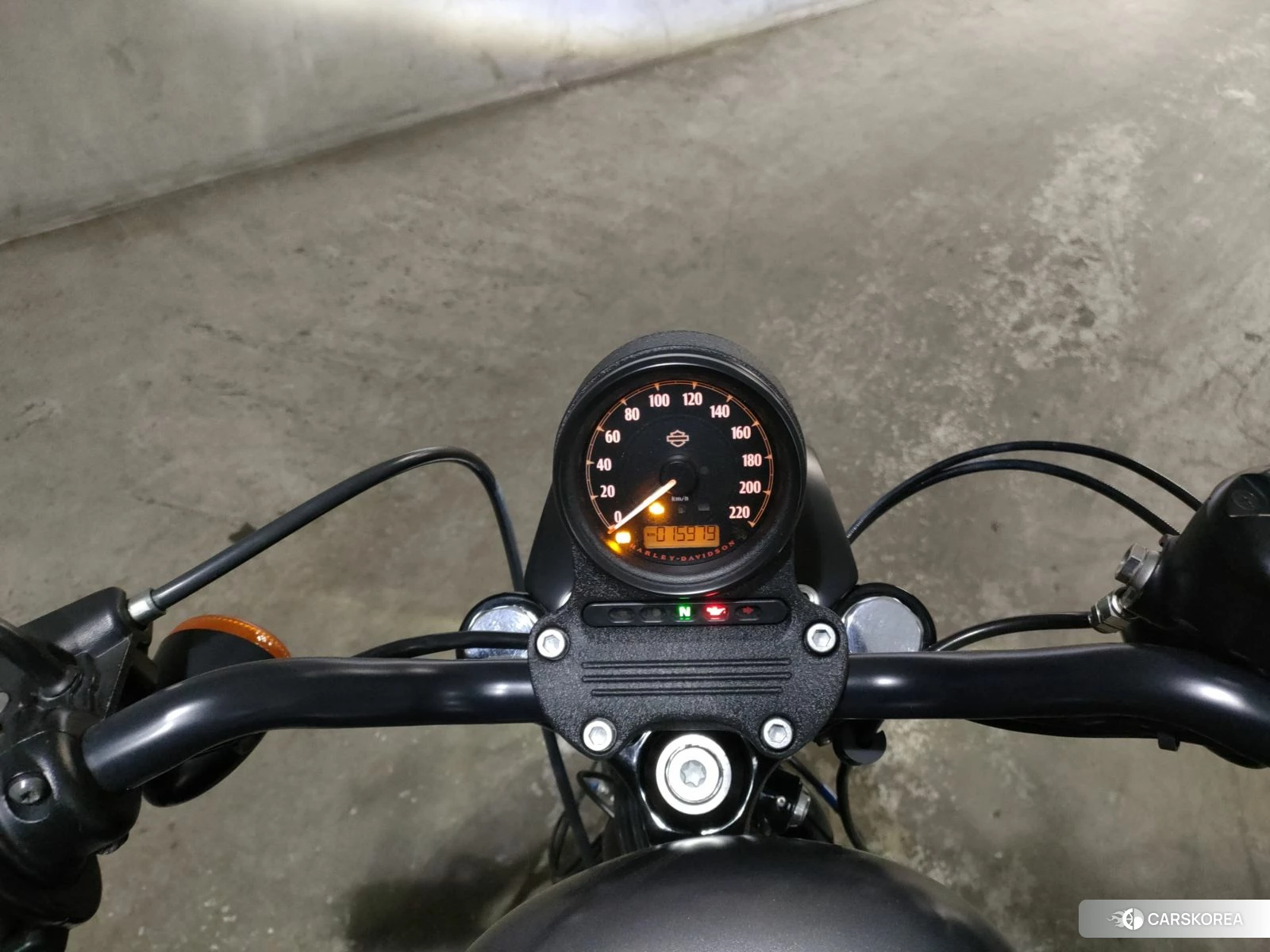 Harley-Davidson Sportster XL883N id 3946089 из Японии 6
