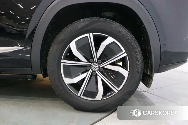 Volkswagen Tourang id 4258634 из Китая 16