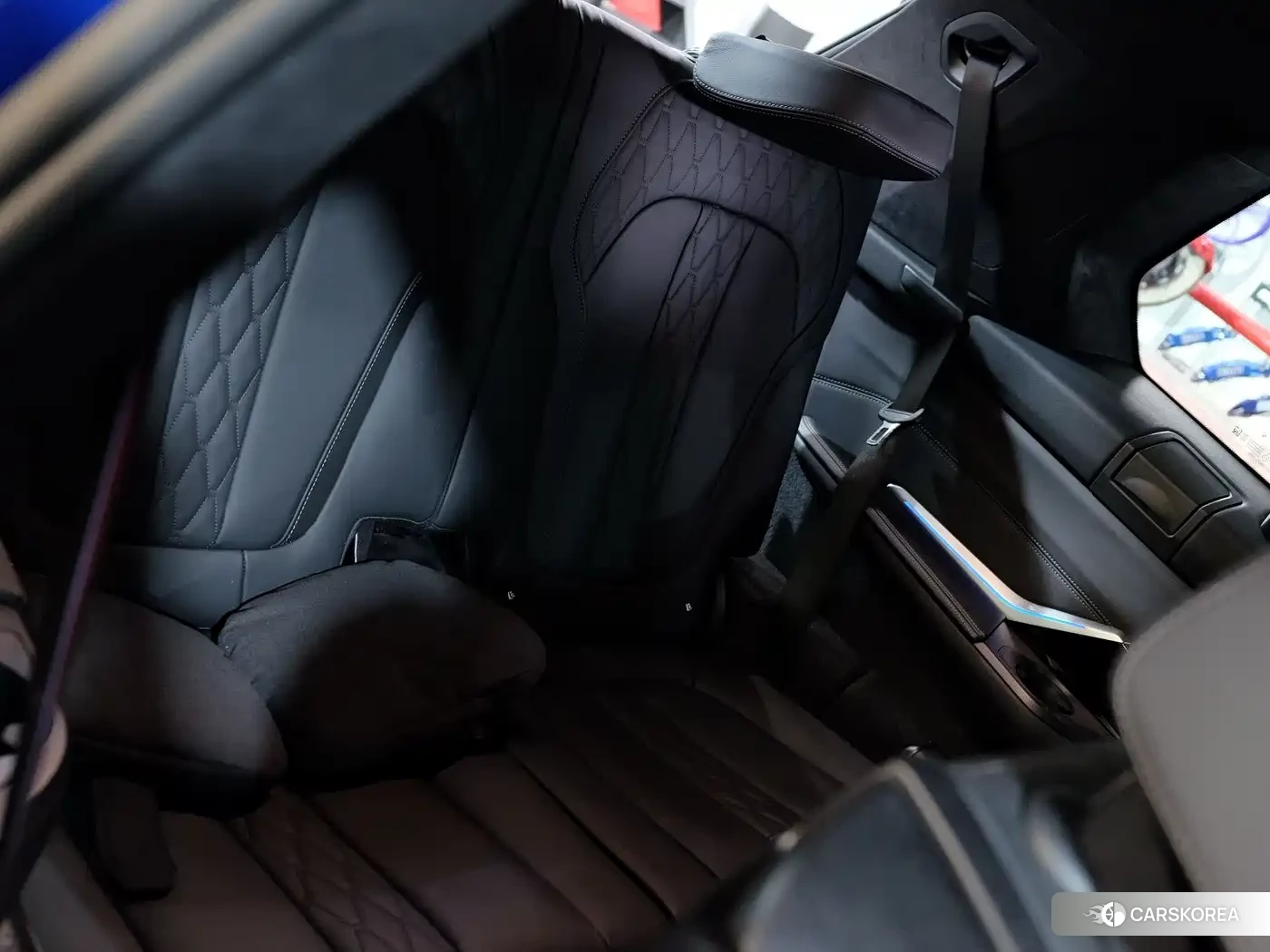 BMW X7 M60i id 4583880 из Китая 17