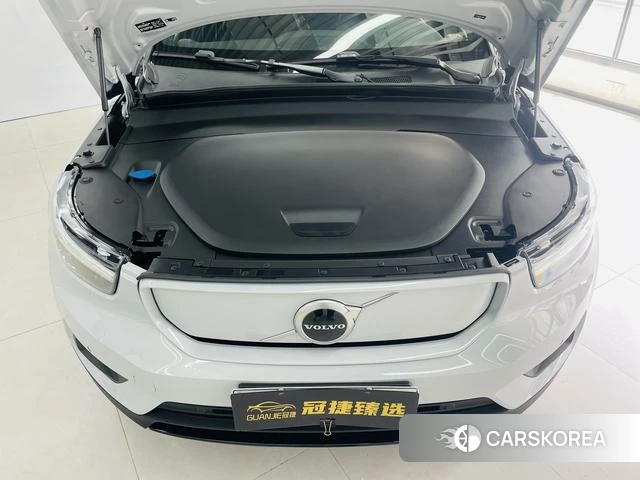 Volvo XC40 EV id 4238850 из Китая 14
