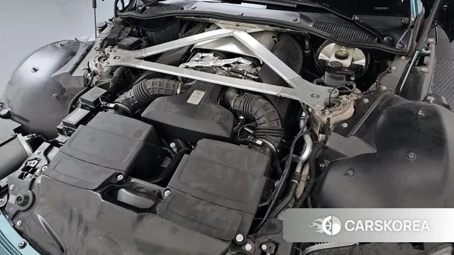 Aston Martin Vantage 2nd Generation id 3421440 из Кореи 16