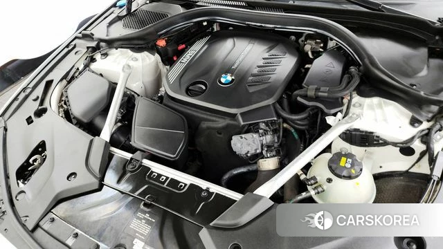 BMW 5 Series (G30) id 4416599 из Кореи 30