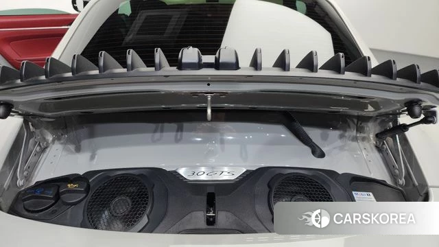 Porsche 911(992) id 4243905 из Кореи 28