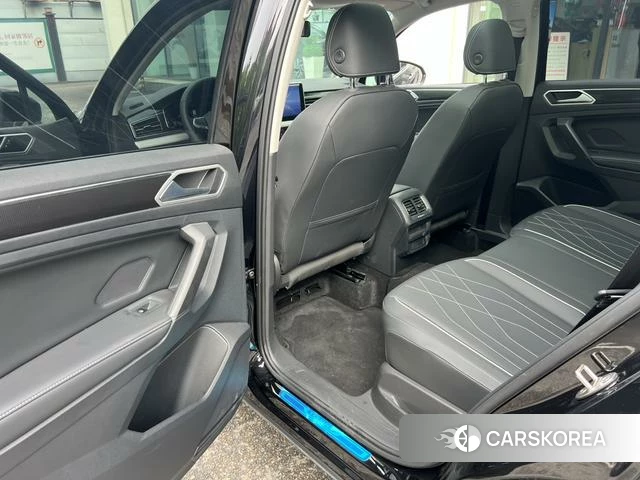 Volkswagen Tiguan L id 4258840 из Китая 18