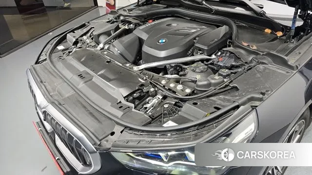 BMW 5 Series (G60) id 3359590 из Кореи 16