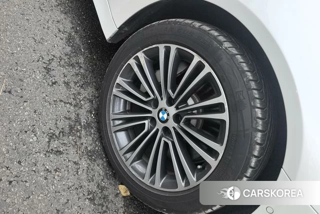 BMW 5 series id 4229267 из Китая 13