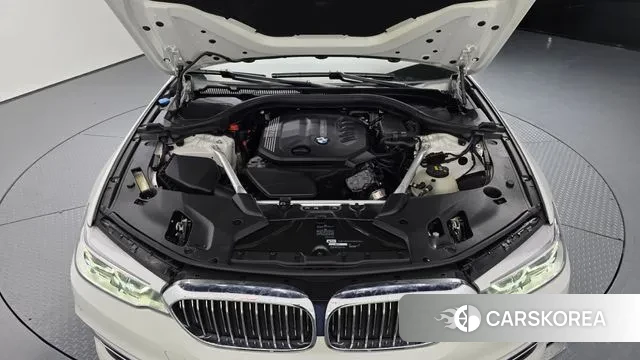 BMW 5 Series (G30) id 3698373 из Кореи 16