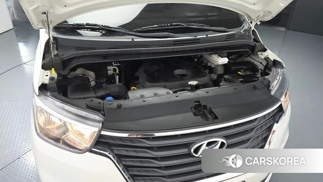 Hyundai The New Grand Starex id 3965363 из Кореи 16