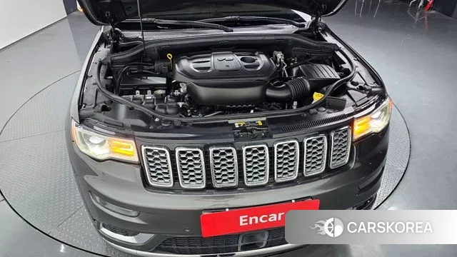 Jeep Grand Cherokee id 3296115 из Кореи 16