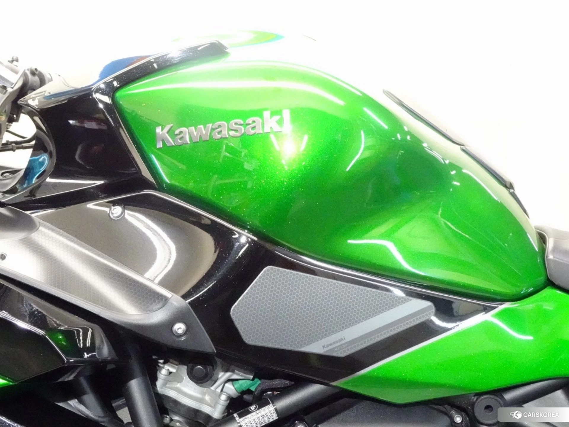 Kawasaki NINJA H2 SX SE id 3947843 из Японии 27