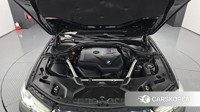 BMW 5 Series (G30) id 3264157 из Кореи 16