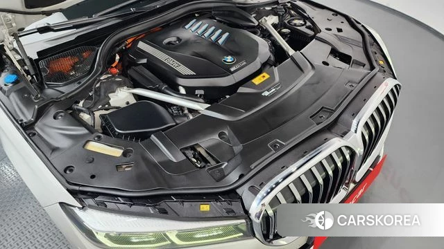 BMW 7 Series (G11) id 3898872 из Кореи 16