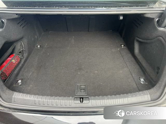 Audi A6L id 4353008 из Китая 13