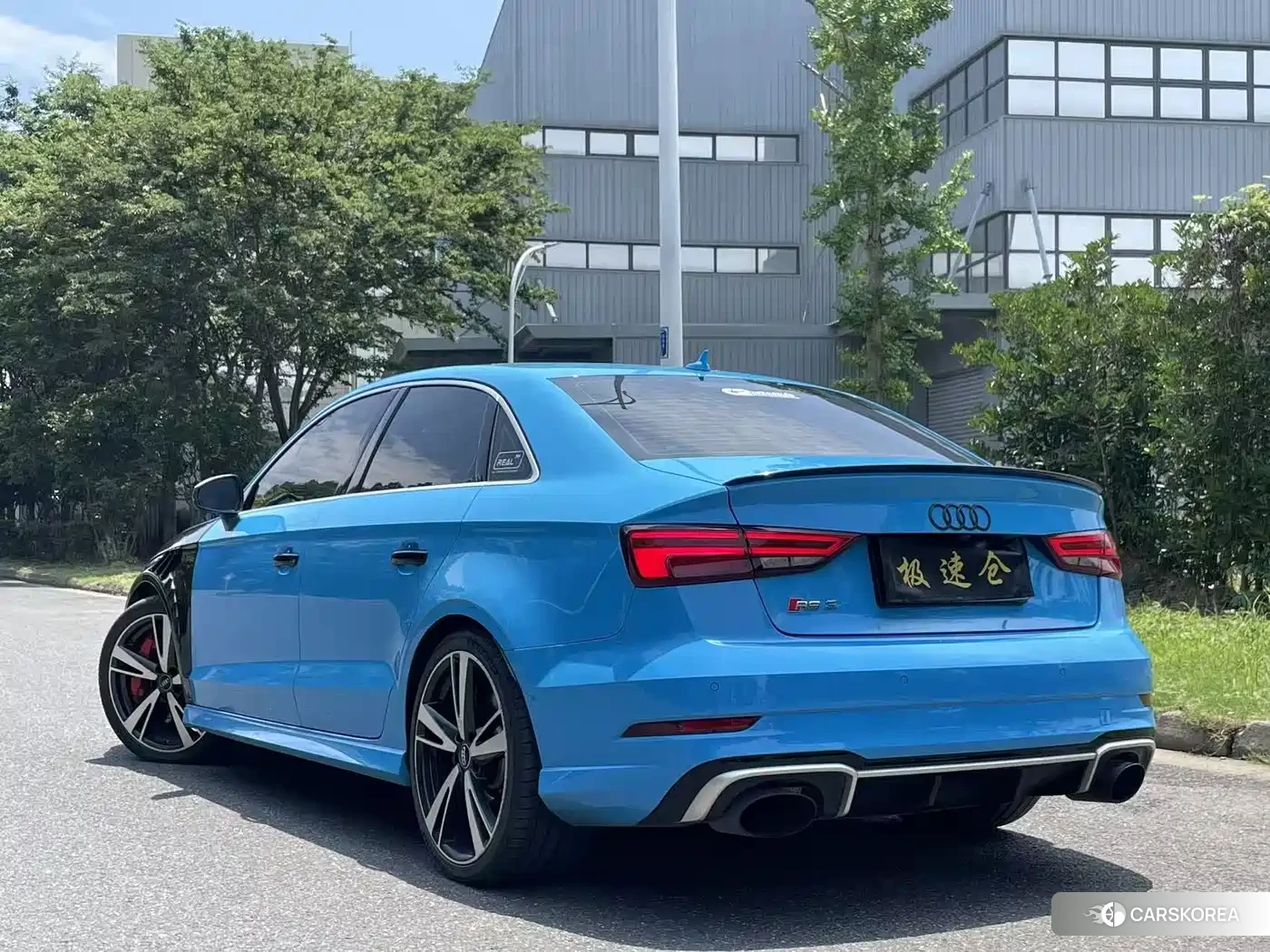 Audi RS 3 id 4546102 из Китая 20