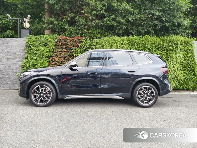 BMW X1 id 4265958 из Китая 9